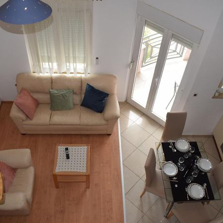 Esperanza Apartment พูลา ภายนอก รูปภาพ